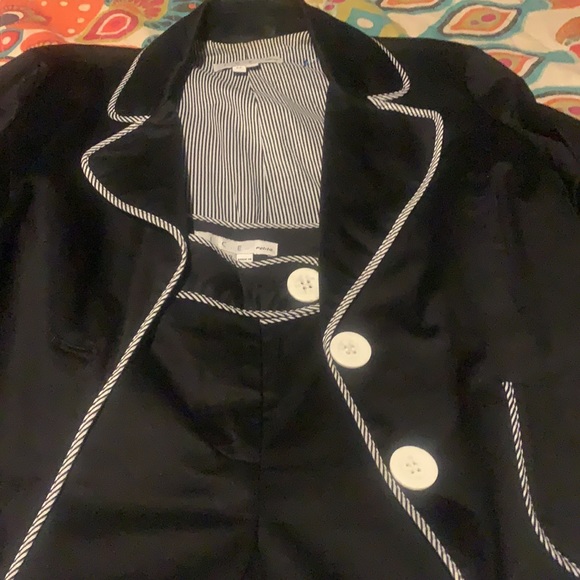 ICE brand black/white pantsuit - Picture 7 of 7